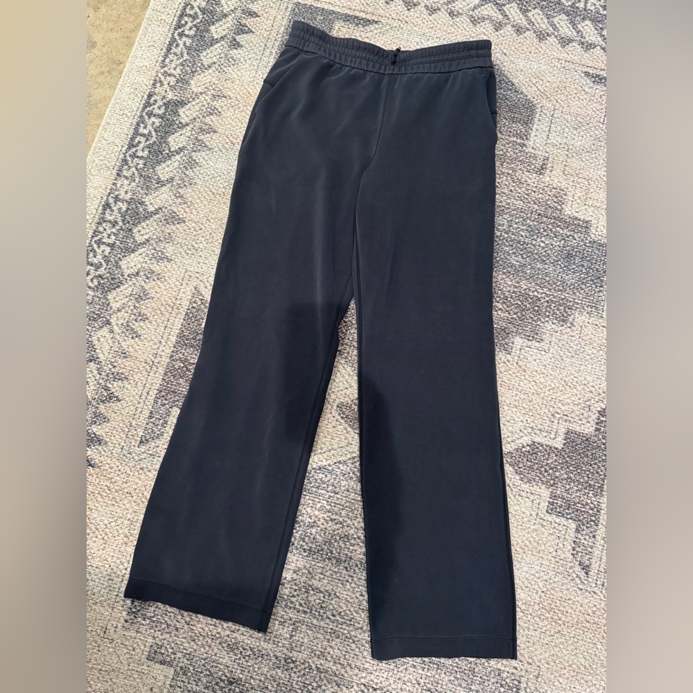 Size 8 Lululemon Softstreme sweats